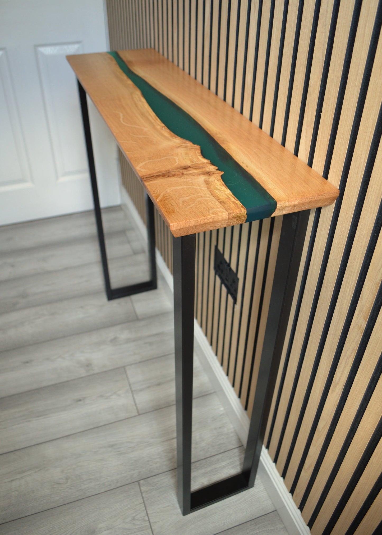 Emerald River Console